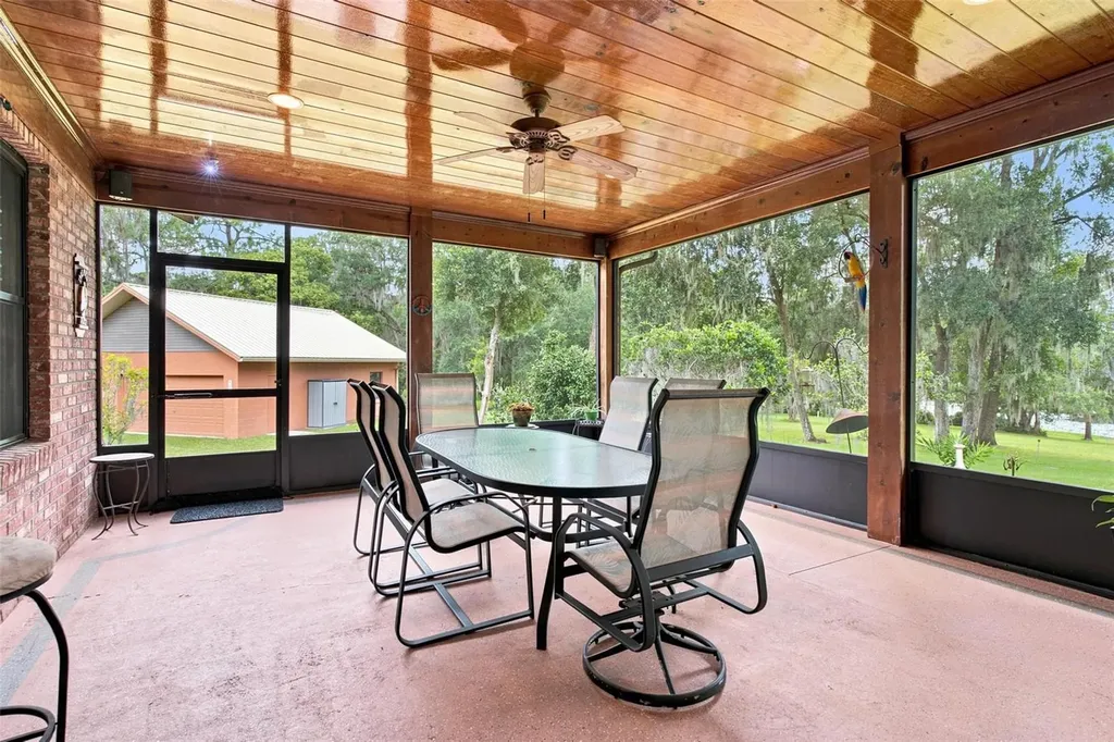 38700 Lakeview Drive Lady Lake FL 32159