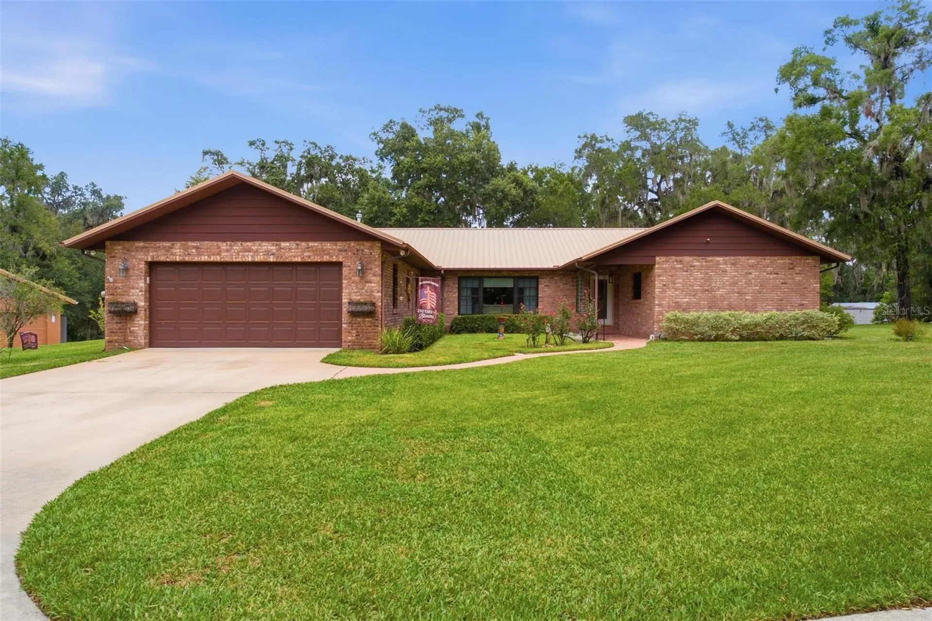 38700 Lakeview Drive Lady Lake FL 32159
