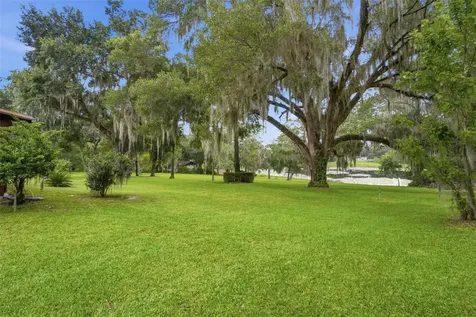 38700 Lakeview Drive Lady Lake FL 32159