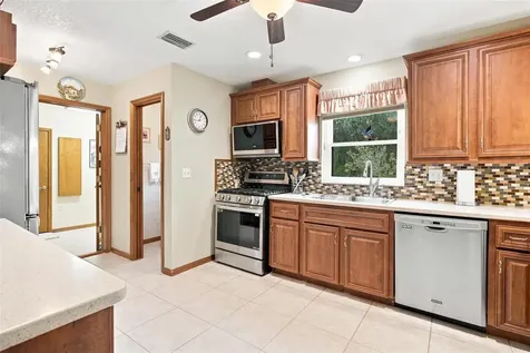 38700 Lakeview Drive Lady Lake FL 32159