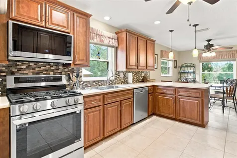 38700 Lakeview Drive Lady Lake FL 32159