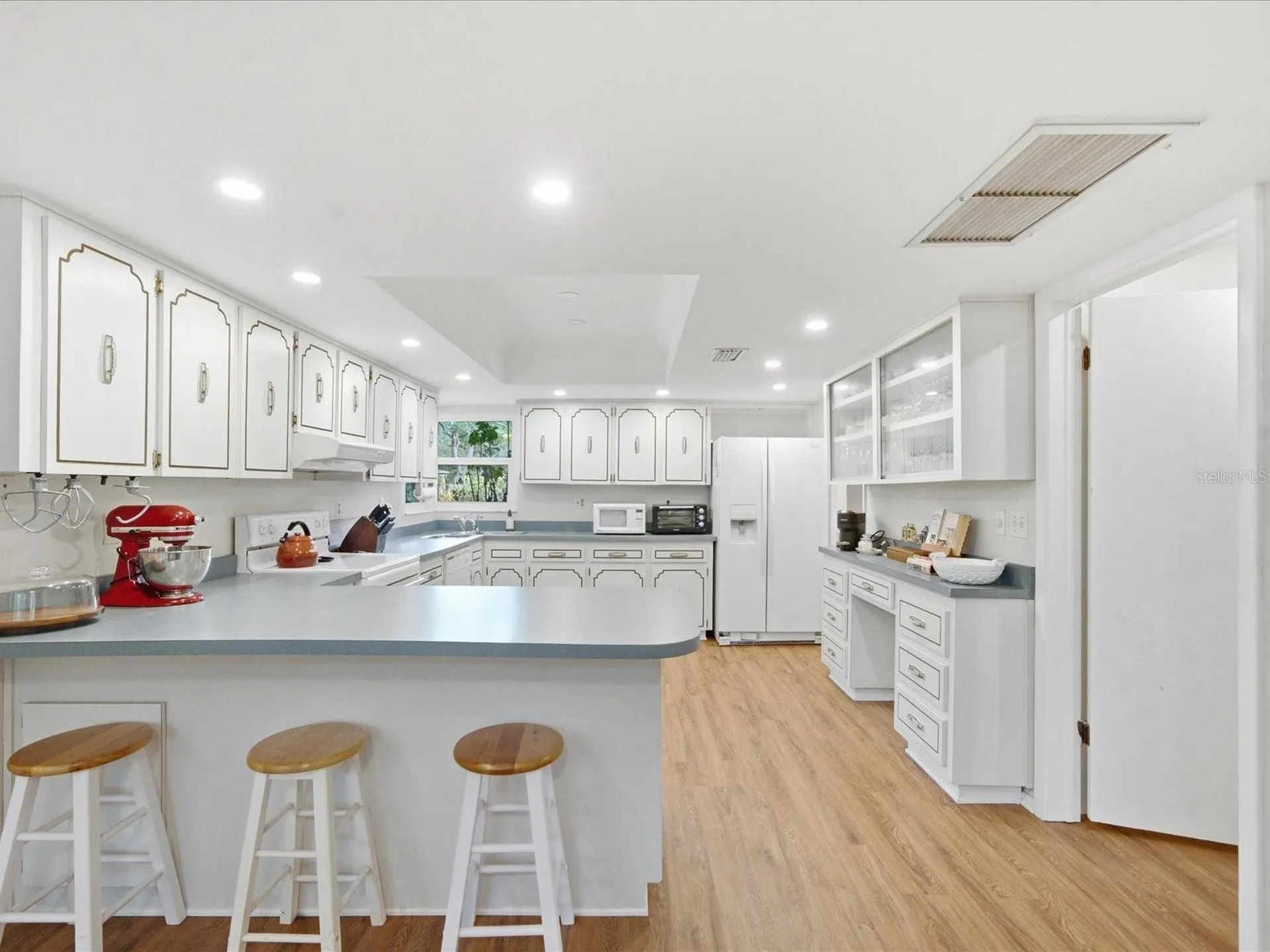 419 Wayfarer Court Tarpon Springs FL 34689
