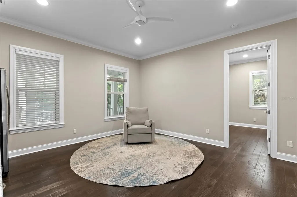 5016 W Evelyn Drive Tampa FL 33609