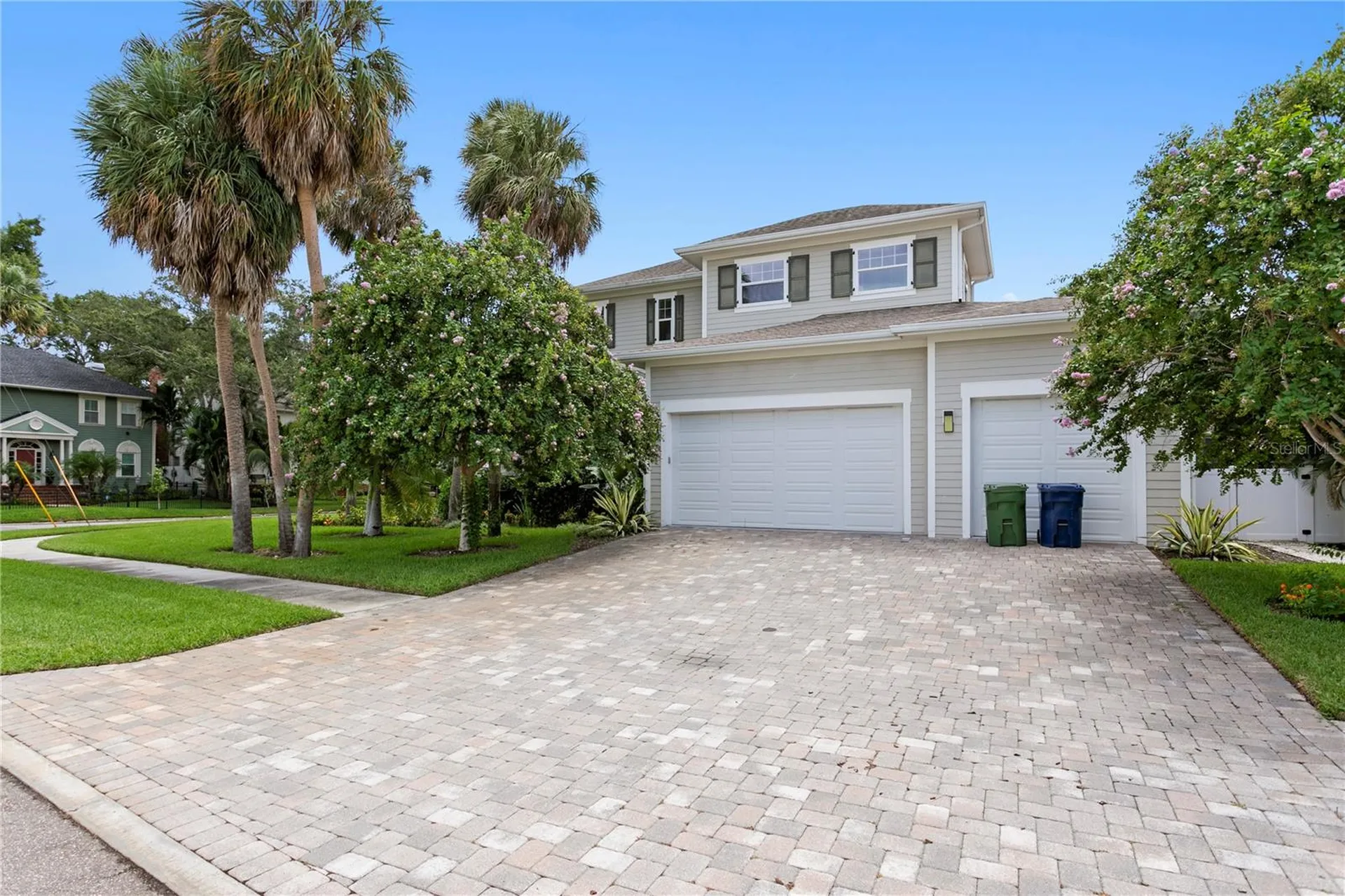5016 W Evelyn Drive Tampa FL 33609