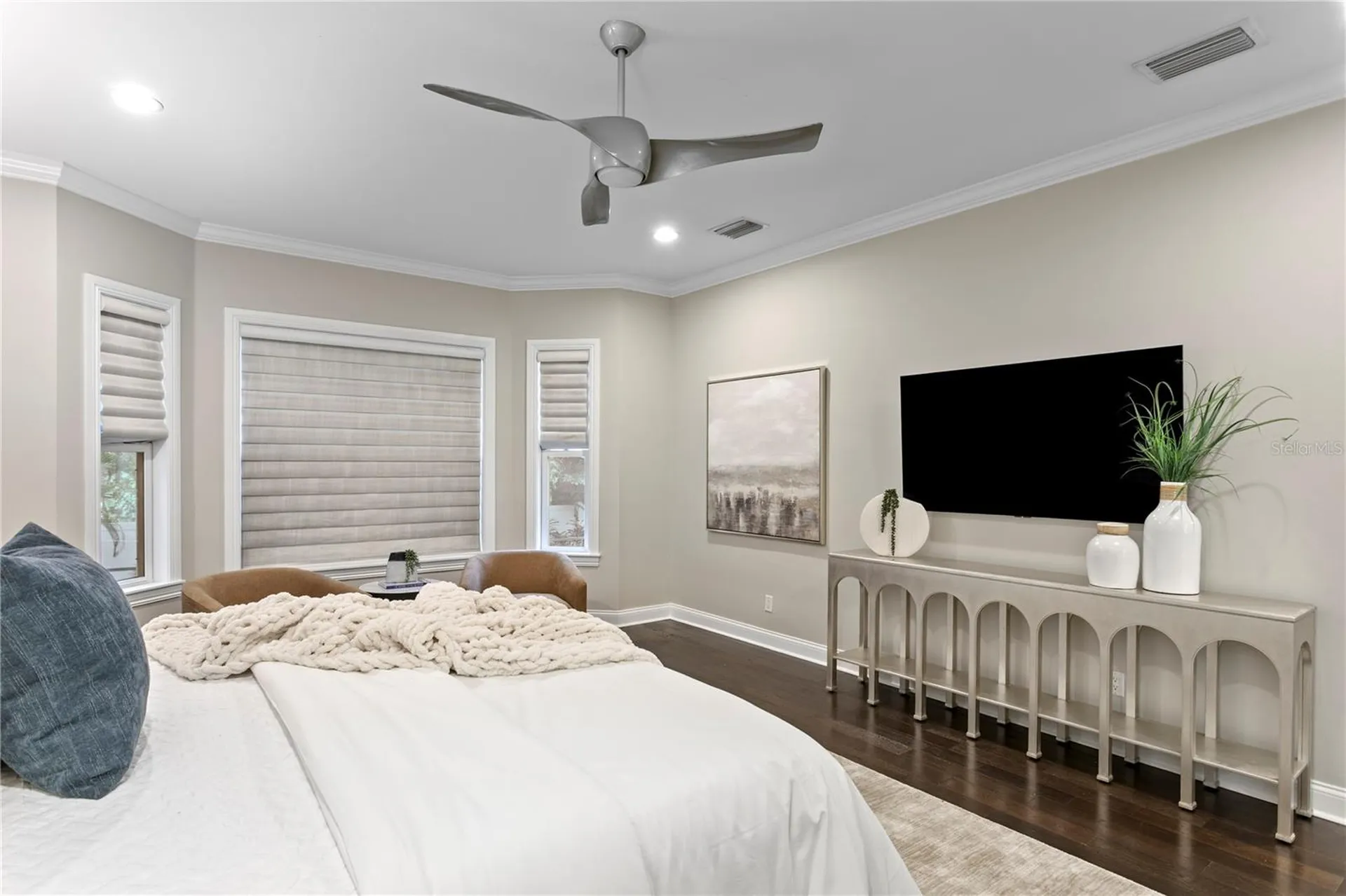 5016 W Evelyn Drive Tampa FL 33609