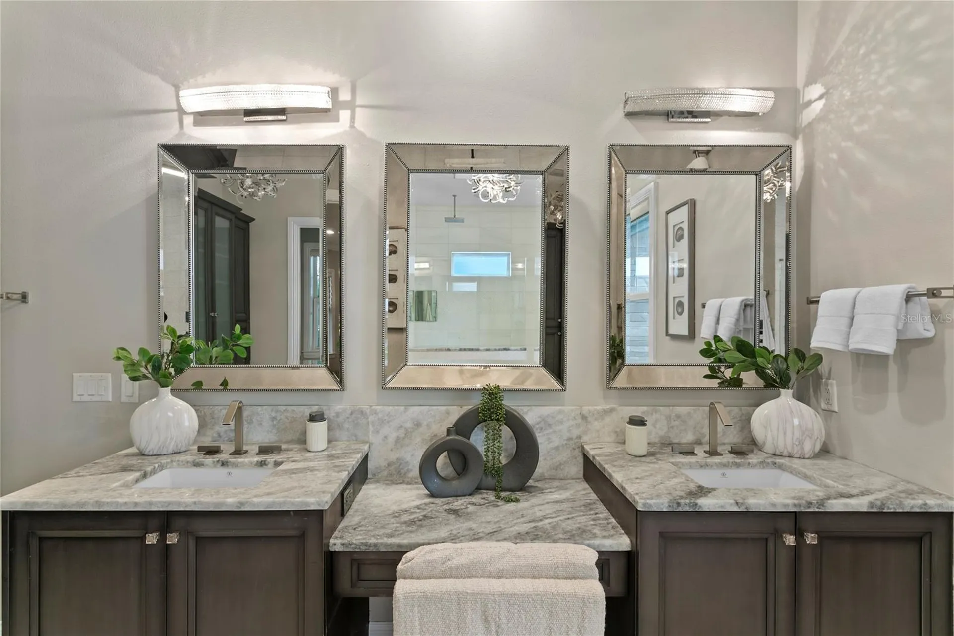 5016 W Evelyn Drive Tampa FL 33609
