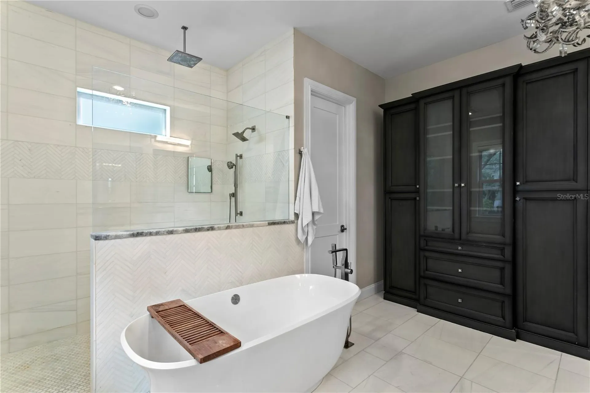 5016 W Evelyn Drive Tampa FL 33609