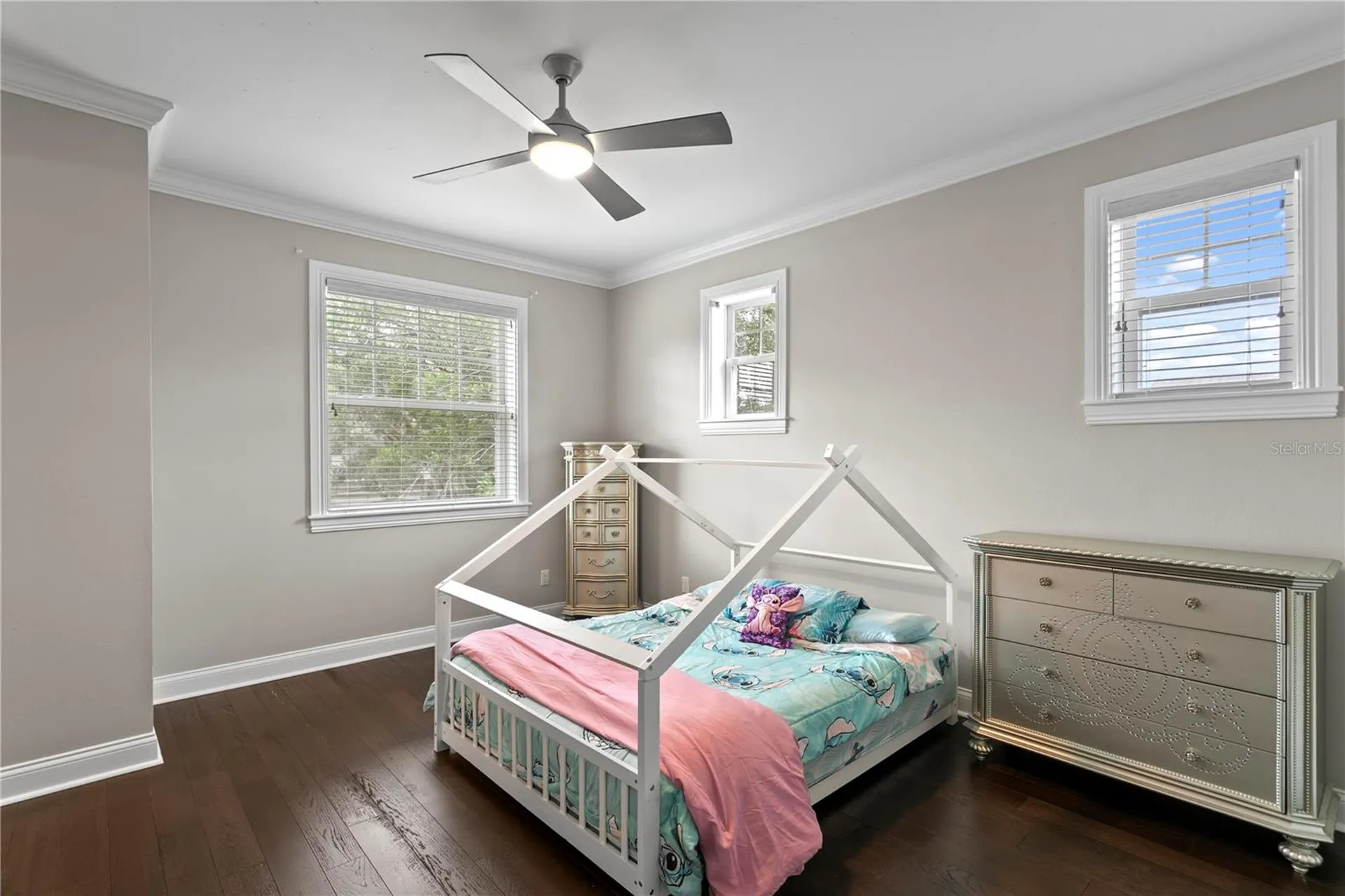 5016 W Evelyn Drive Tampa FL 33609
