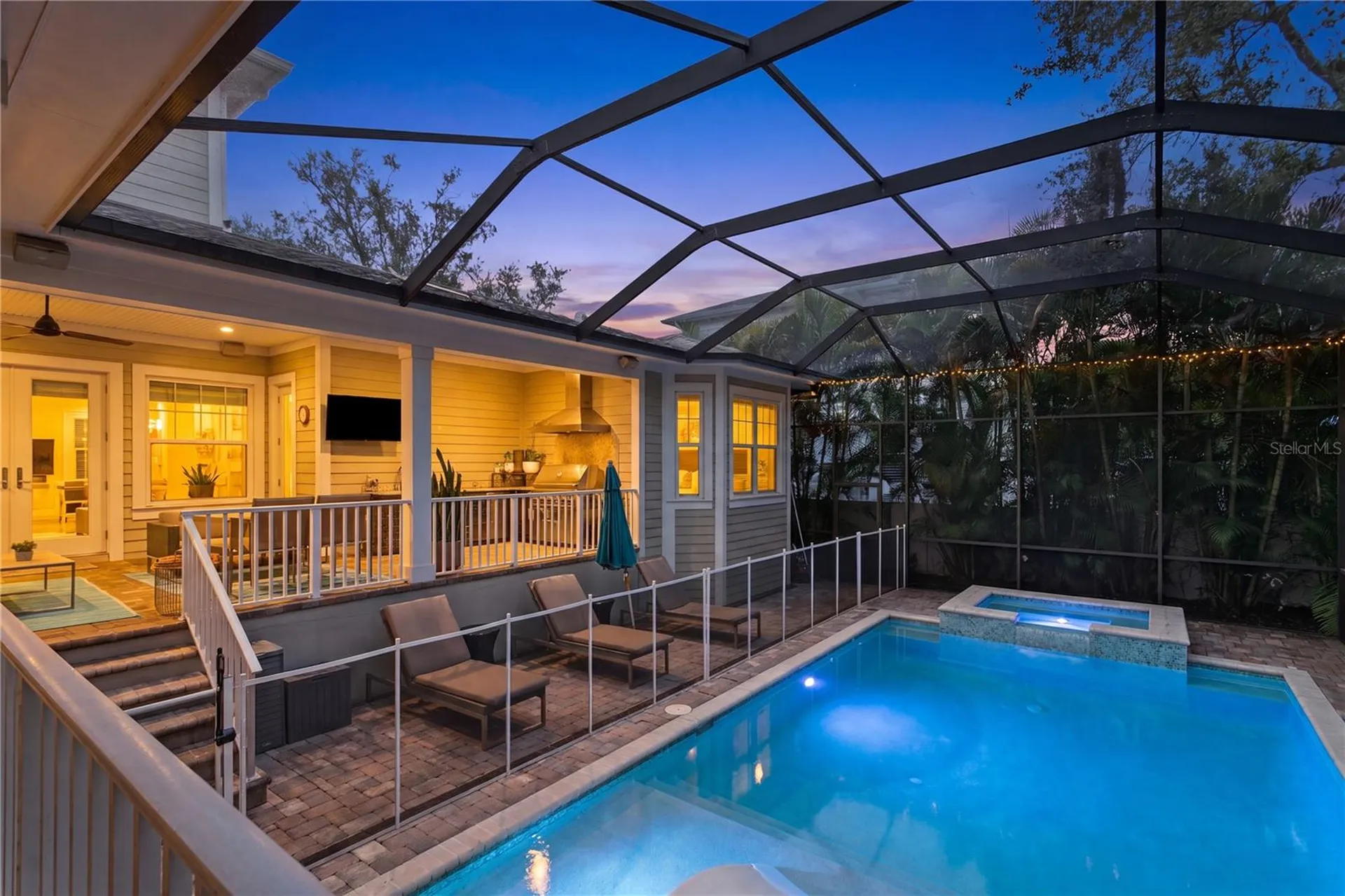 5016 W Evelyn Drive Tampa FL 33609
