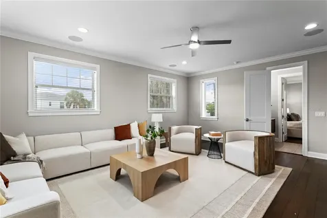 5016 W Evelyn Drive Tampa FL 33609