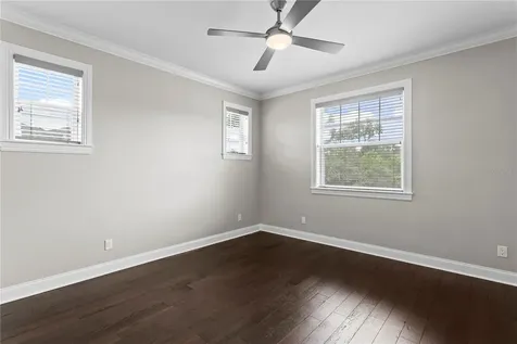 5016 W Evelyn Drive Tampa FL 33609