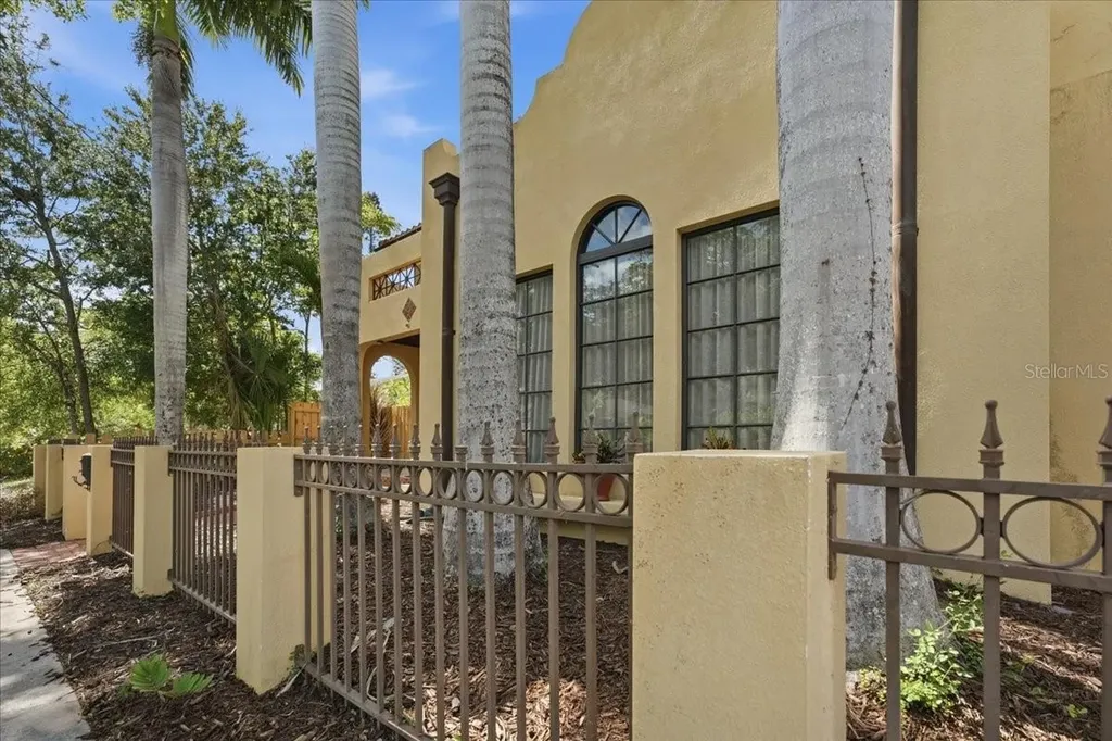 1719 7th Street Sarasota FL 34236