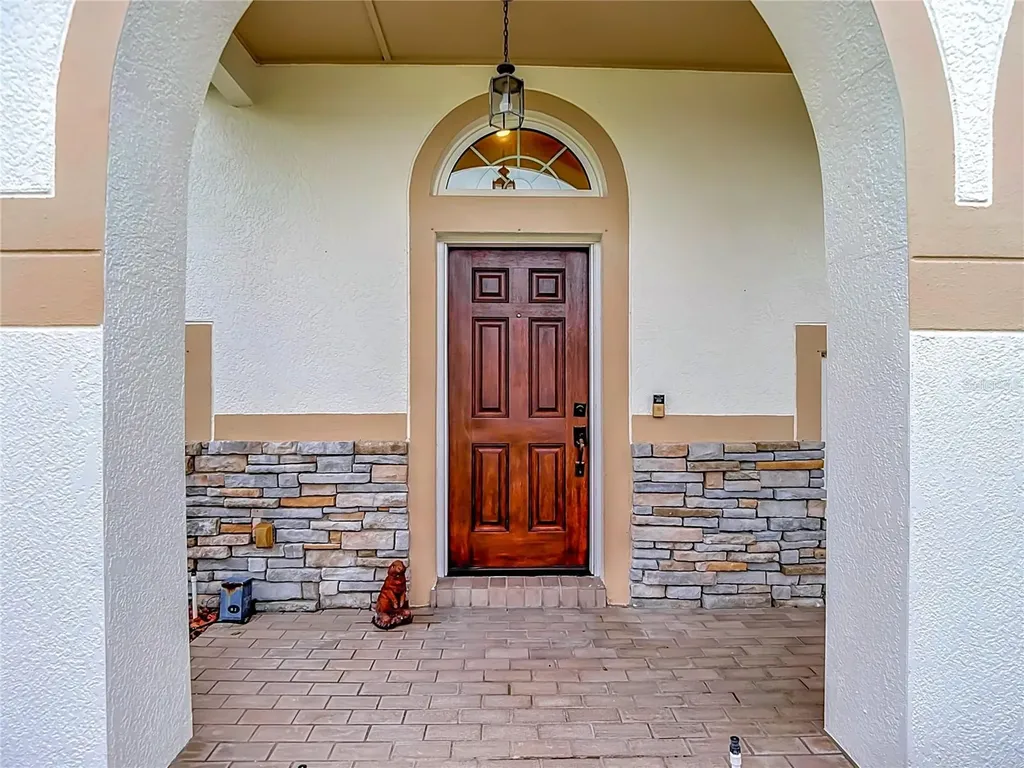 1521 Baythorn Drive Wesley Chapel FL 33543