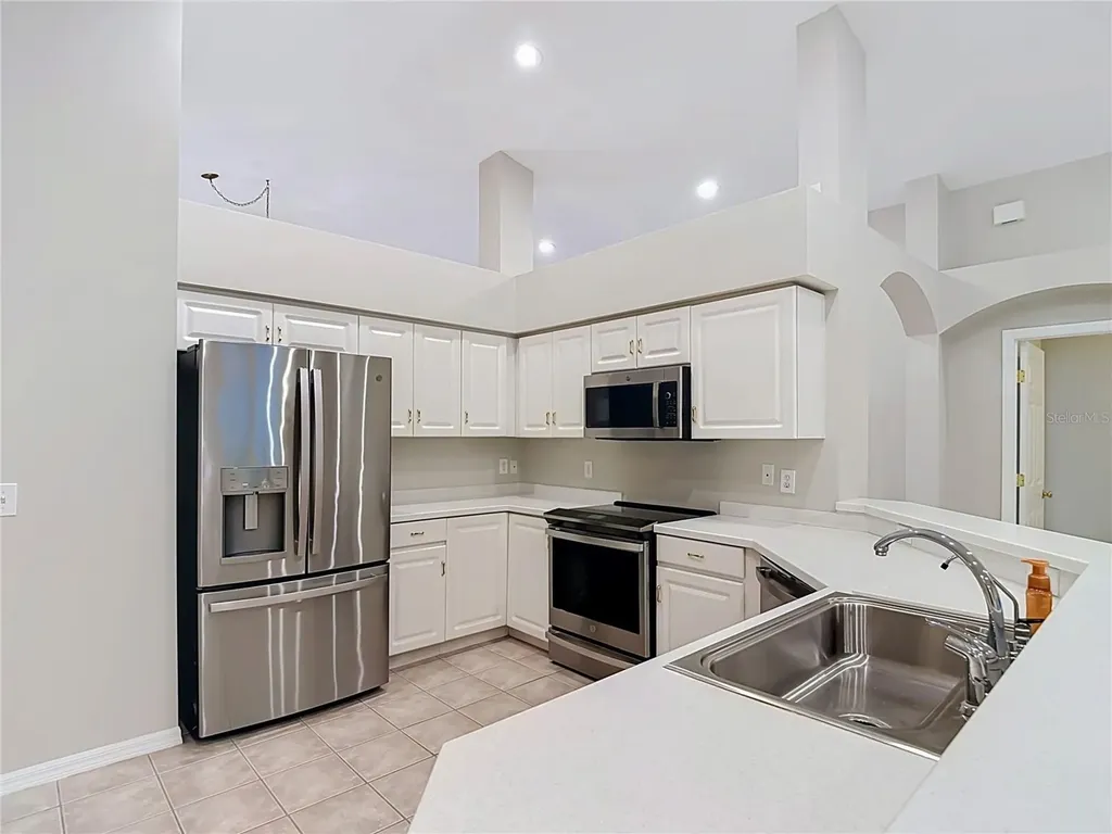 1521 Baythorn Drive Wesley Chapel FL 33543