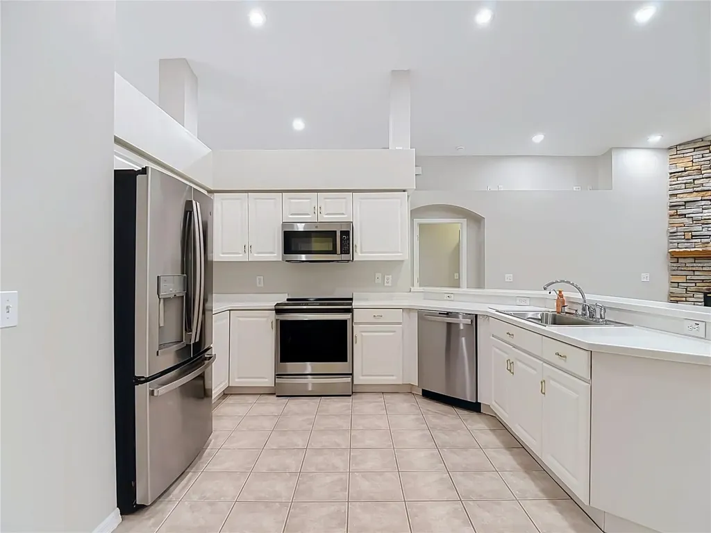 1521 Baythorn Drive Wesley Chapel FL 33543