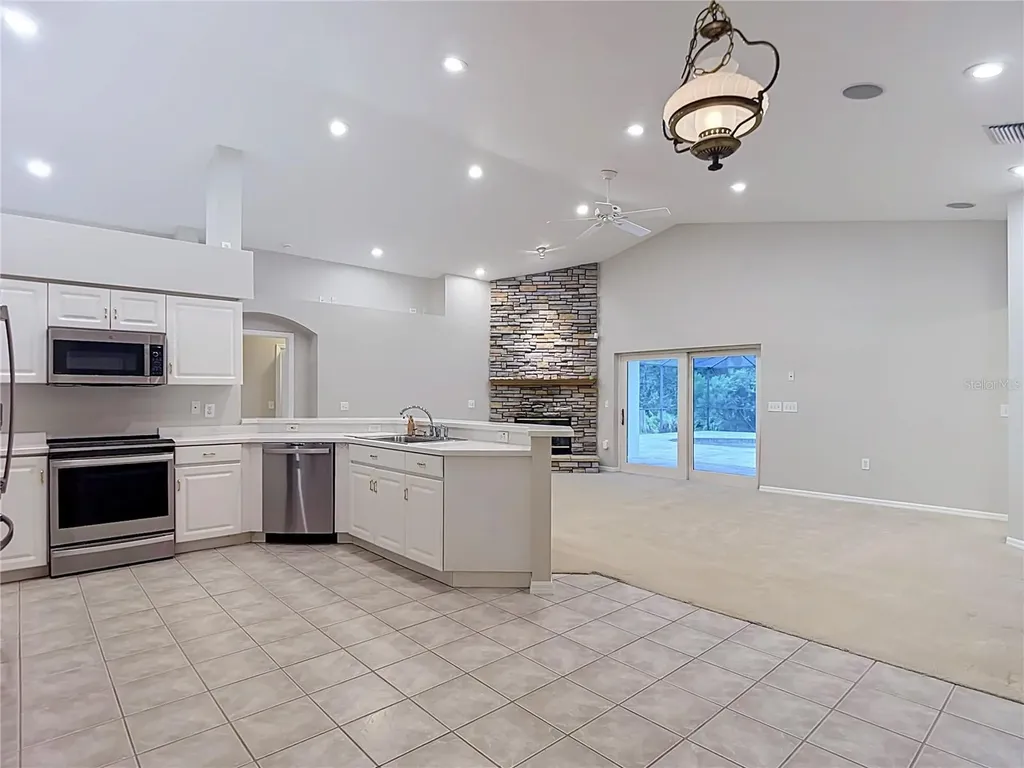 1521 Baythorn Drive Wesley Chapel FL 33543