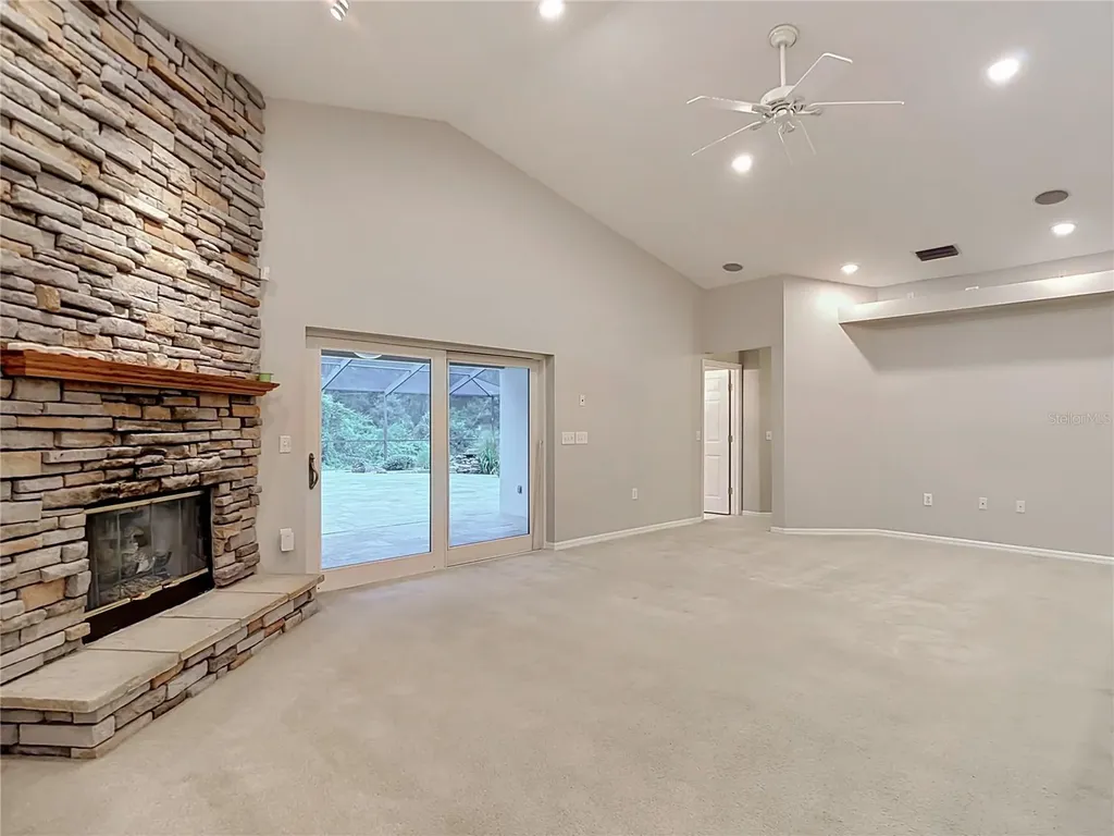 1521 Baythorn Drive Wesley Chapel FL 33543