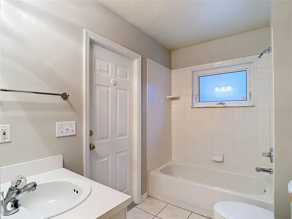 1521 Baythorn Drive Wesley Chapel FL 33543