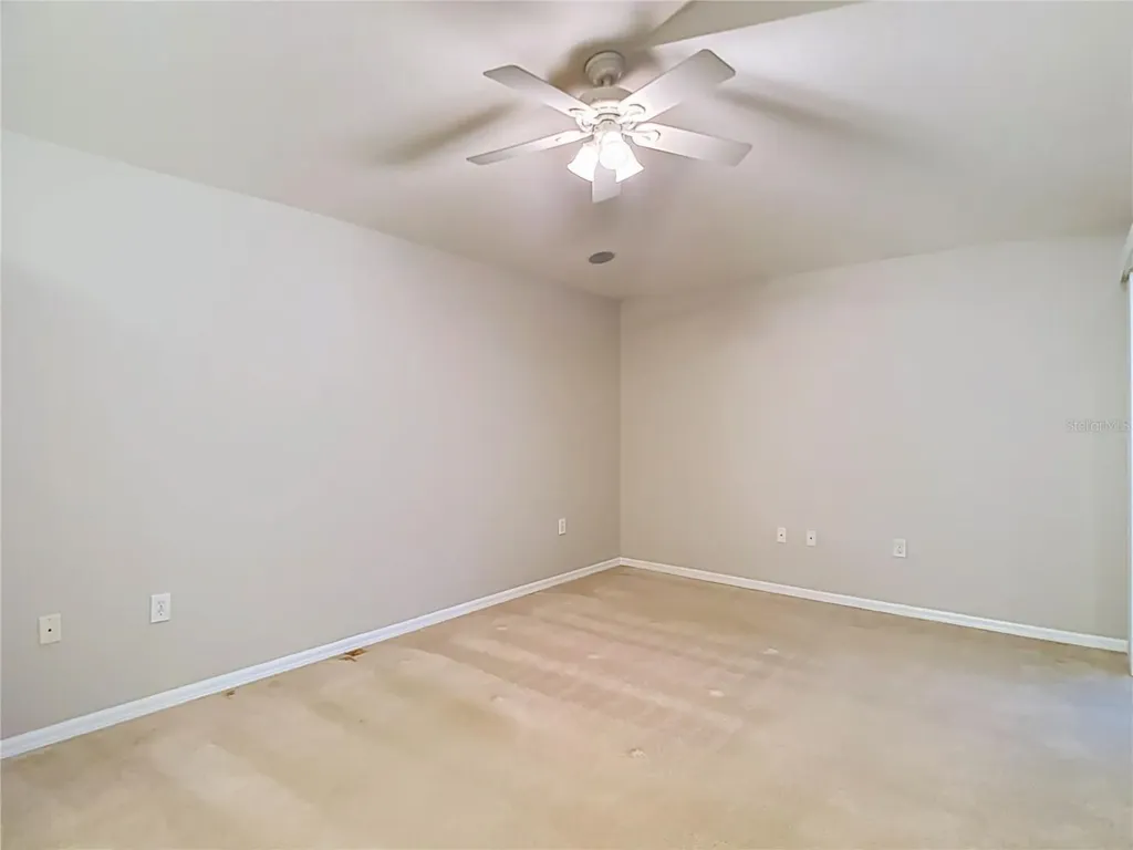 1521 Baythorn Drive Wesley Chapel FL 33543