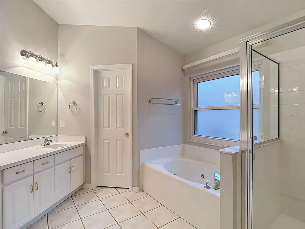 1521 Baythorn Drive Wesley Chapel FL 33543