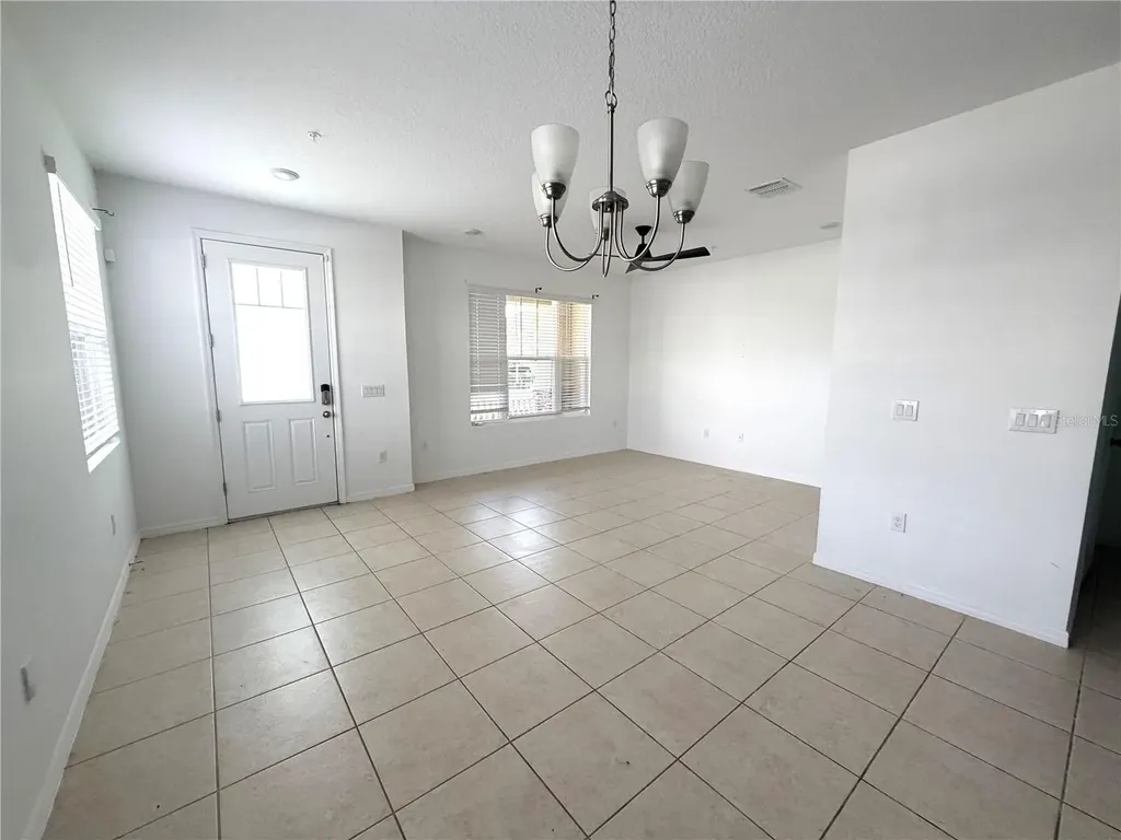 9987 Randal Walk Street Orlando FL 32832