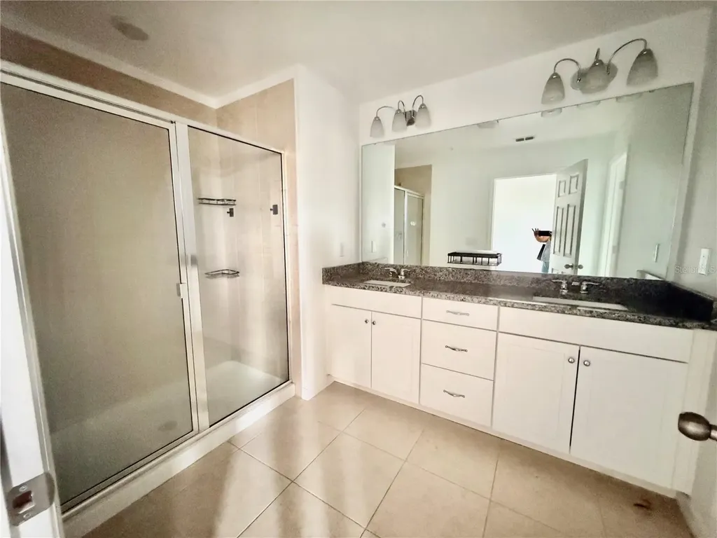 9987 Randal Walk Street Orlando FL 32832