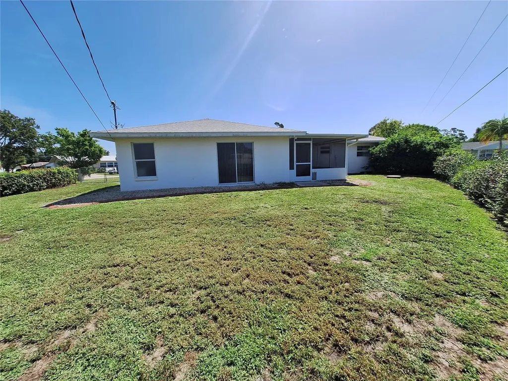 22191 New Rochelle Avenue Port Charlotte FL 33952