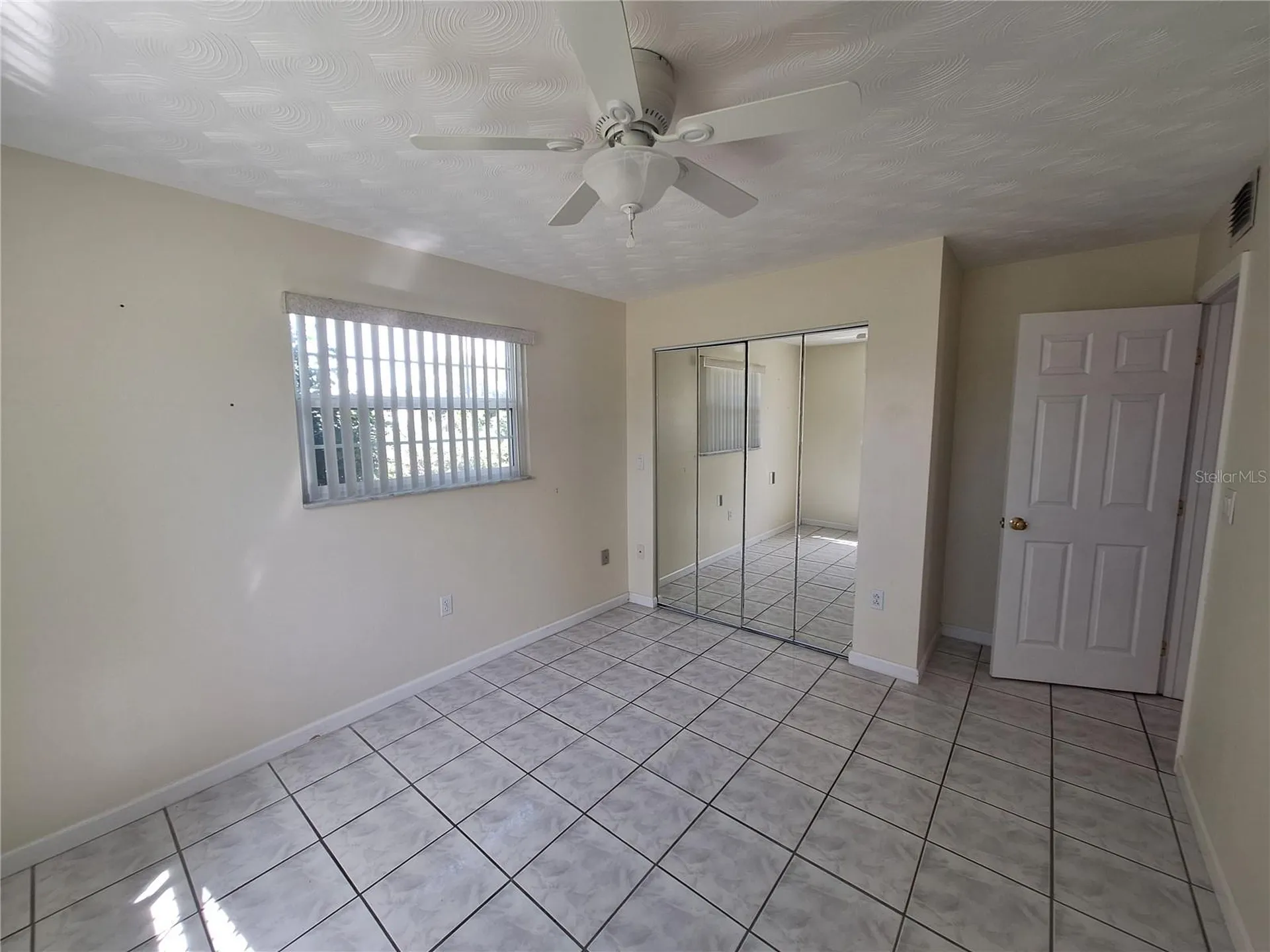 22191 New Rochelle Avenue Port Charlotte FL 33952