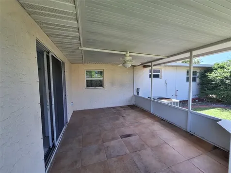22191 New Rochelle Avenue Port Charlotte FL 33952