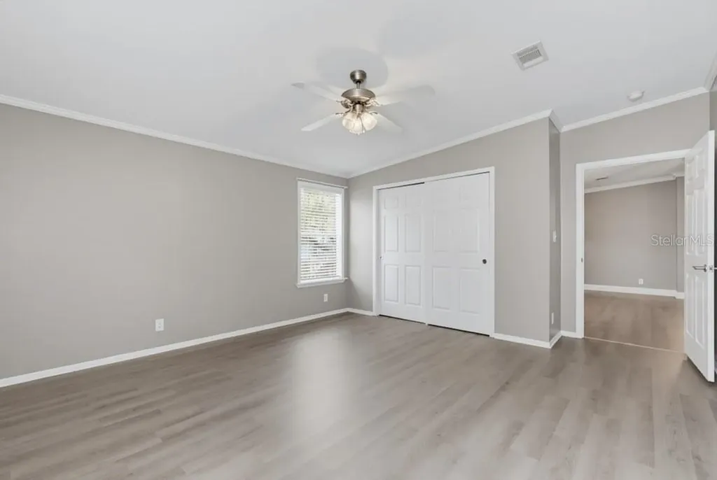 2516 Mobilaire Drive Lutz FL 33559