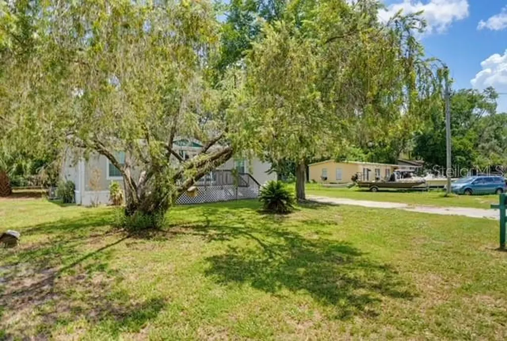 2516 Mobilaire Drive Lutz FL 33559