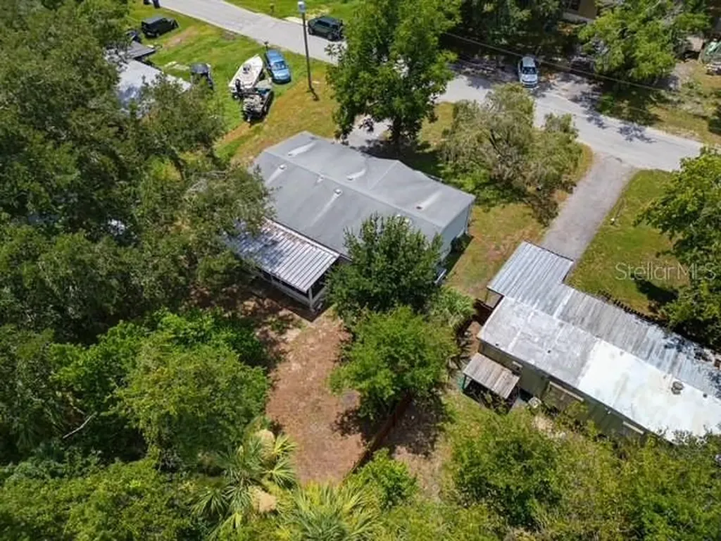 2516 Mobilaire Drive Lutz FL 33559