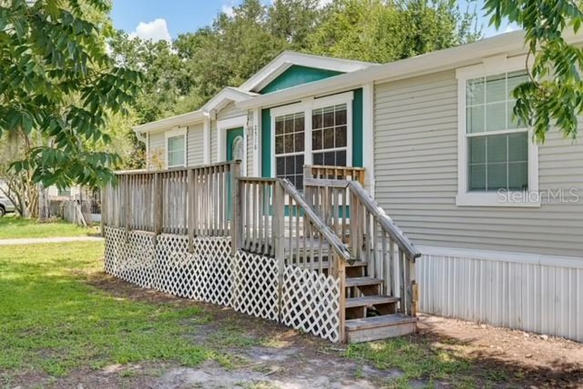 2516 Mobilaire Drive Lutz FL 33559