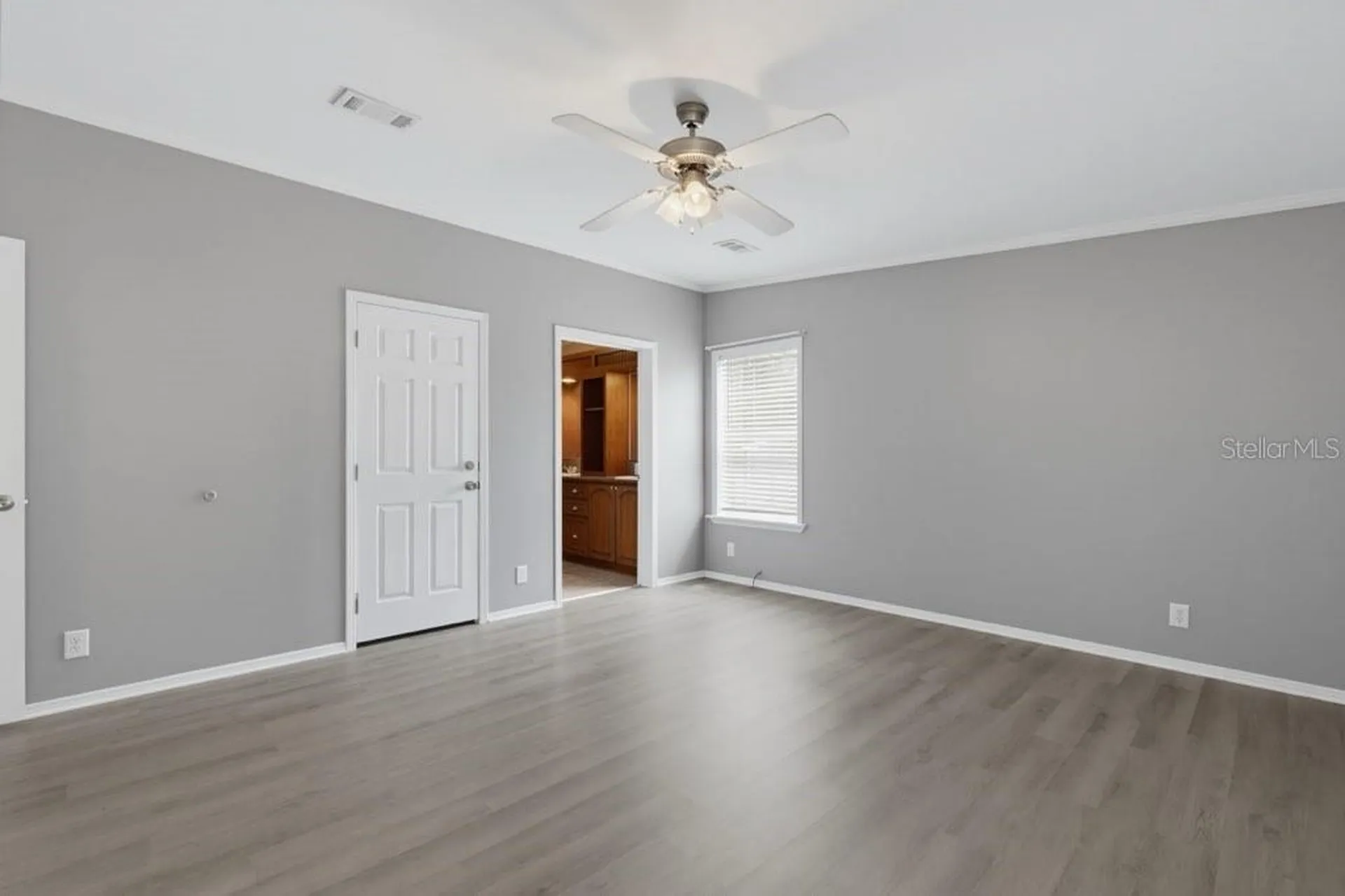 2516 Mobilaire Drive Lutz FL 33559