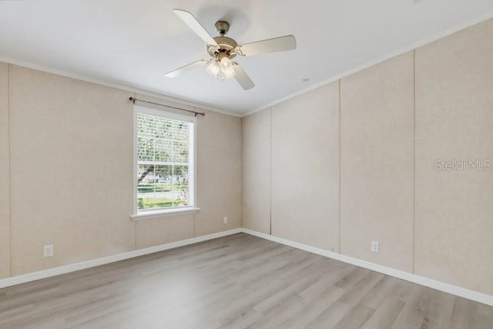 2516 Mobilaire Drive Lutz FL 33559