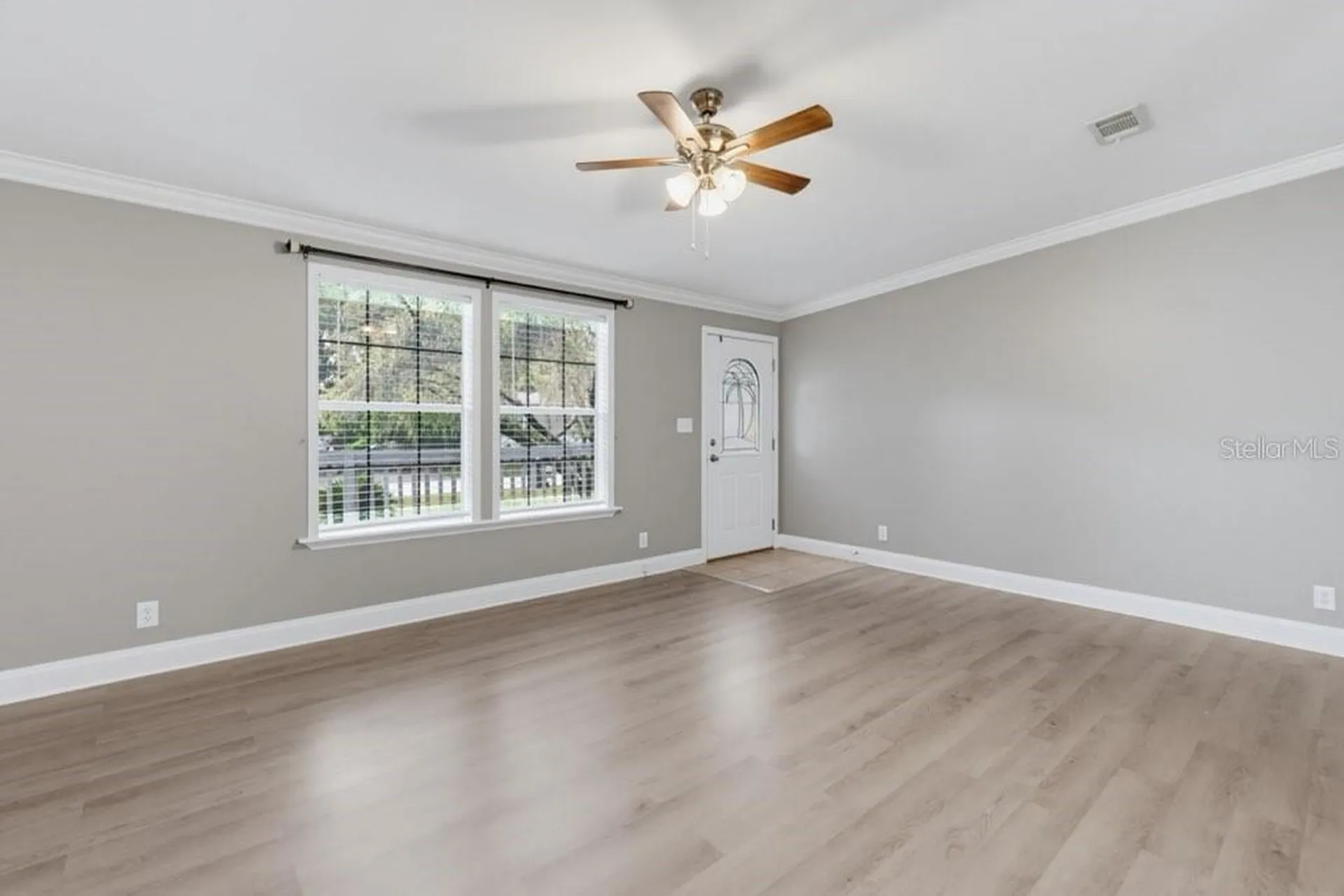 2516 Mobilaire Drive Lutz FL 33559