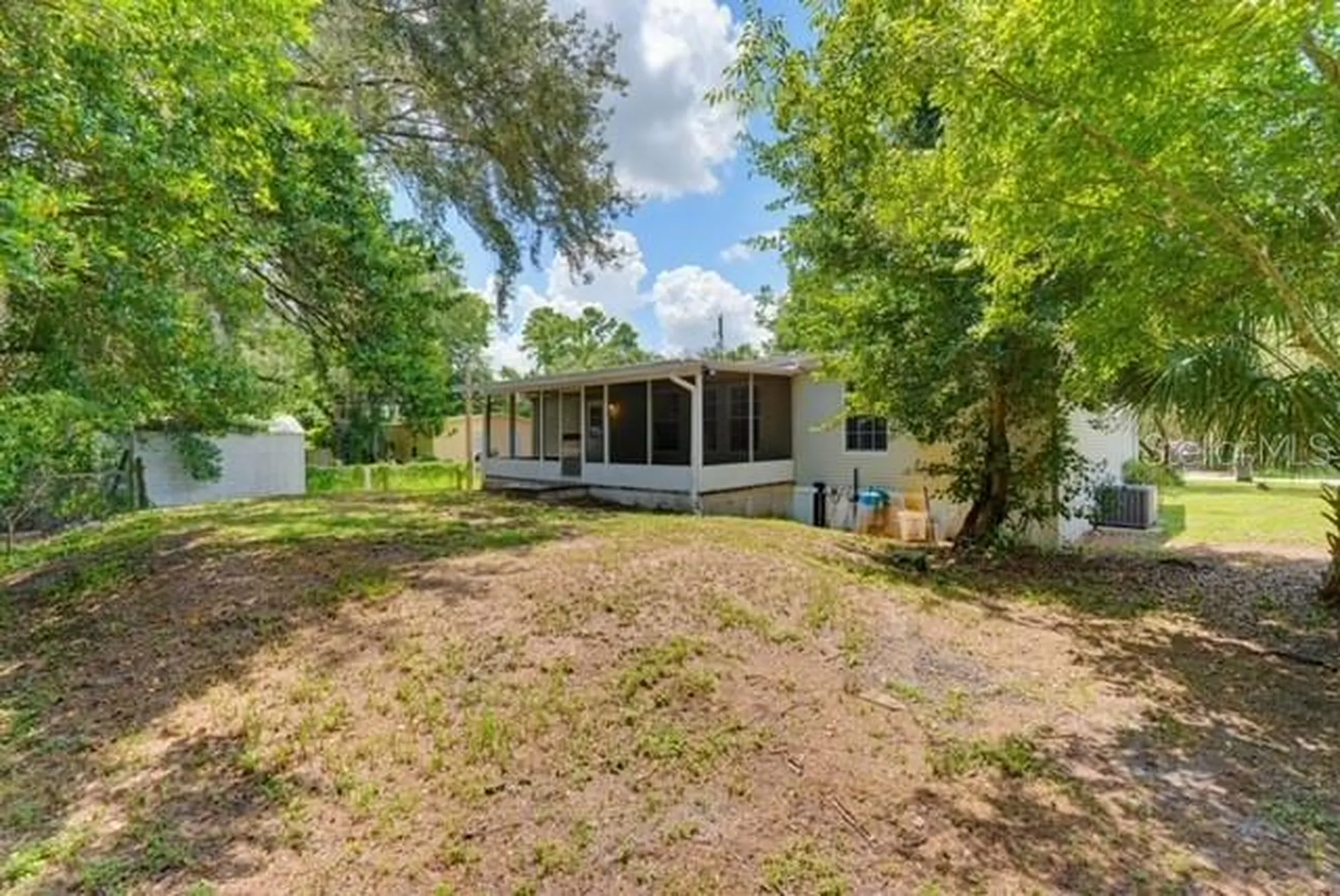 2516 Mobilaire Drive Lutz FL 33559