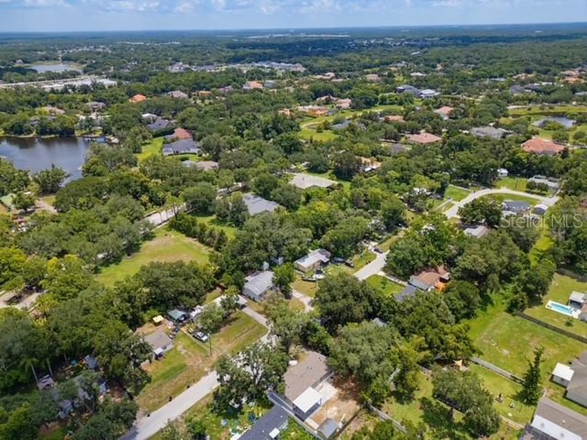2516 Mobilaire Drive Lutz FL 33559