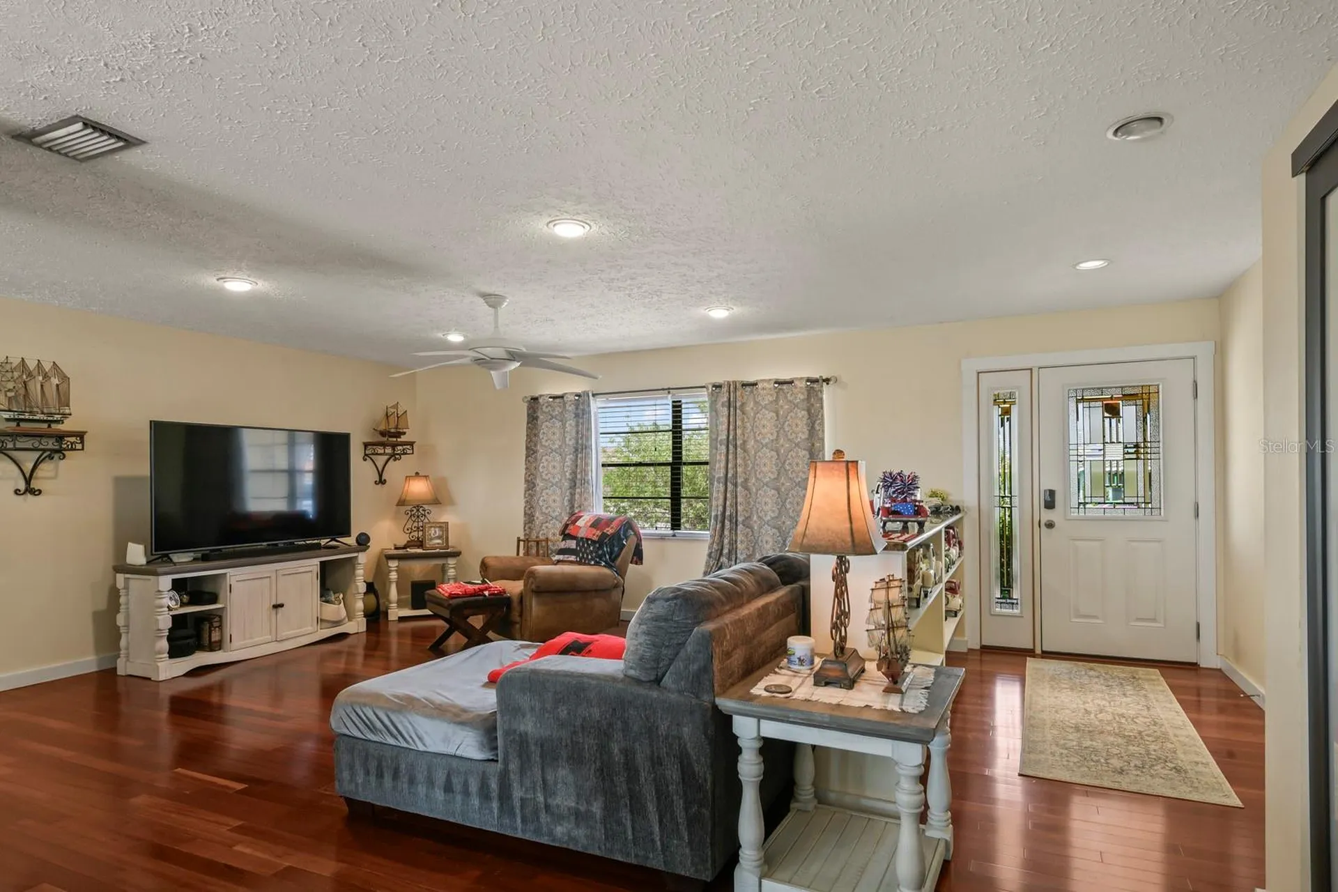 744 Flamingo Drive Apollo Beach FL 33572