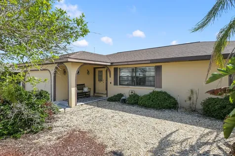744 Flamingo Drive Apollo Beach FL 33572