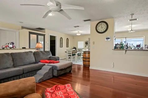 744 Flamingo Drive Apollo Beach FL 33572