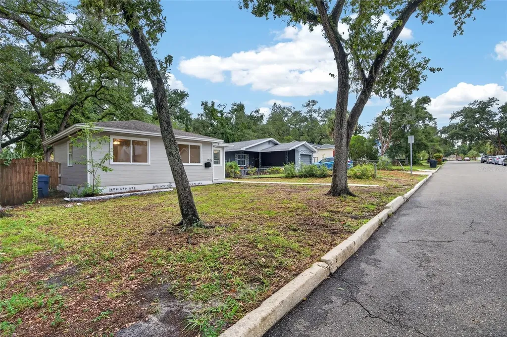 2525 21st Street S St Petersburg FL 33712