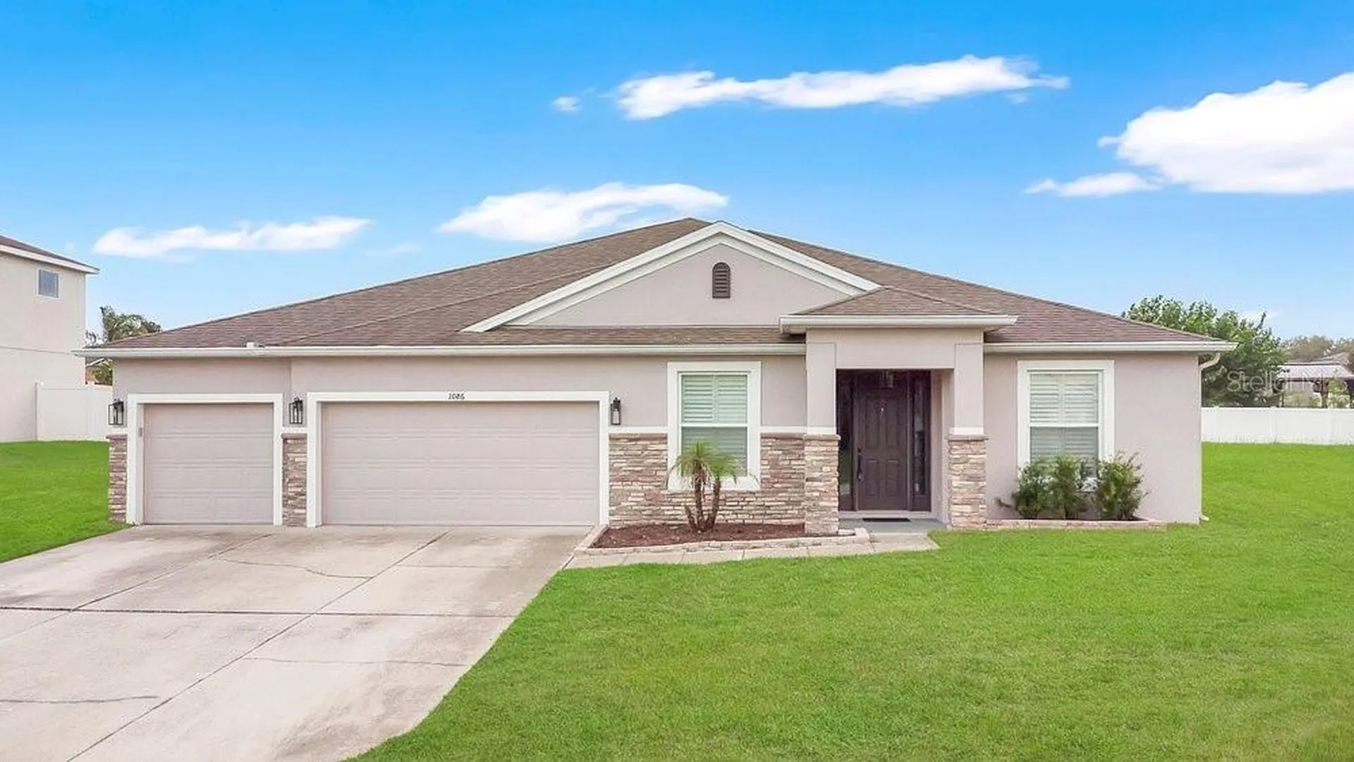 1086 Rock Creek Street Apopka FL 32712
