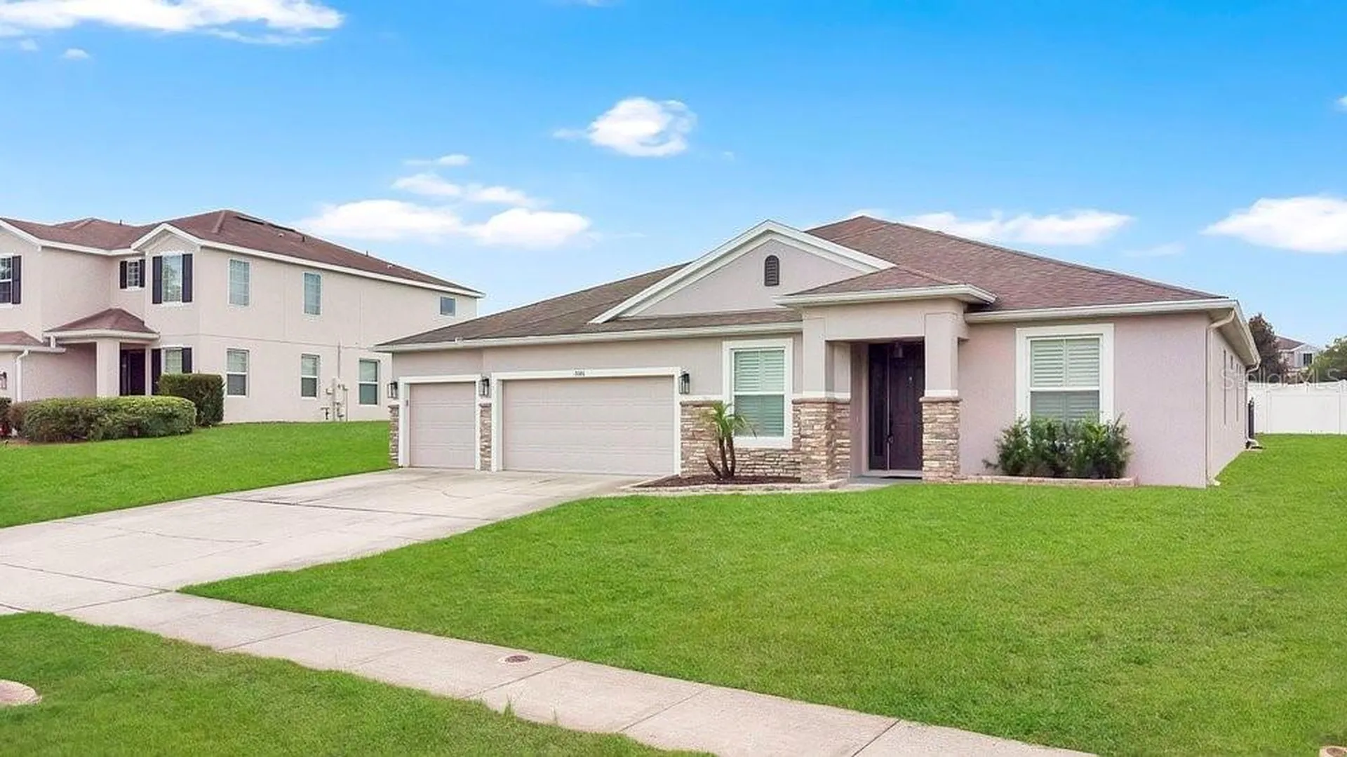 1086 Rock Creek Street Apopka FL 32712