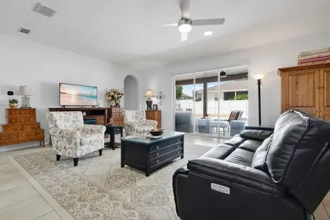 1086 Rock Creek Street Apopka FL 32712