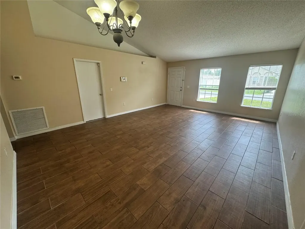 760 Palaiseau Court Kissimmee FL 34759