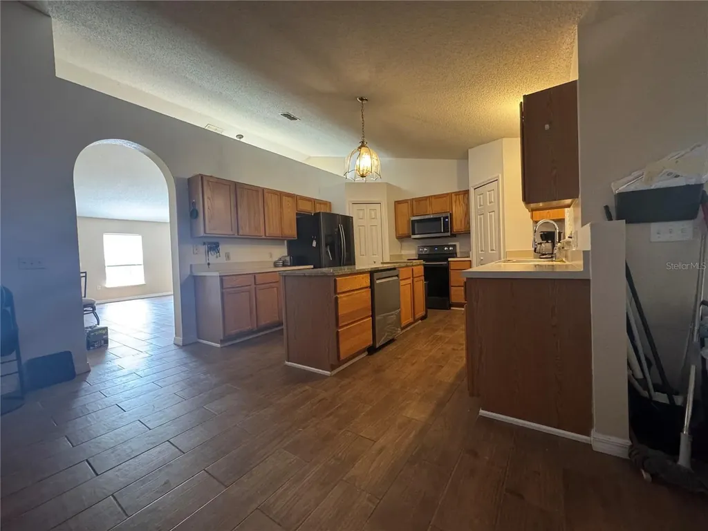 760 Palaiseau Court Kissimmee FL 34759