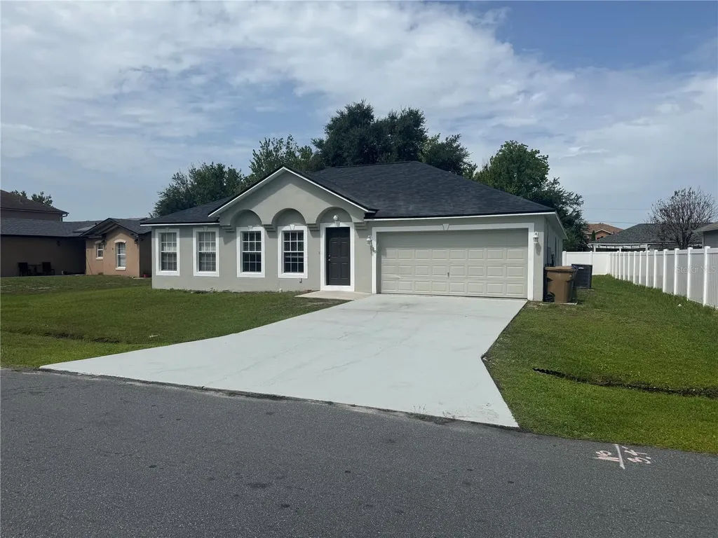 760 Palaiseau Court Kissimmee FL 34759