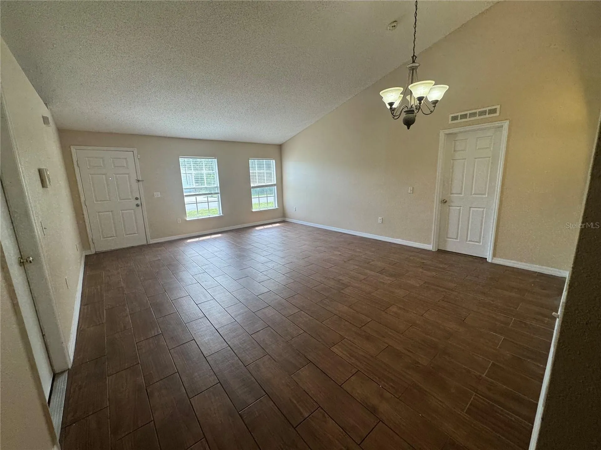 760 Palaiseau Court Kissimmee FL 34759