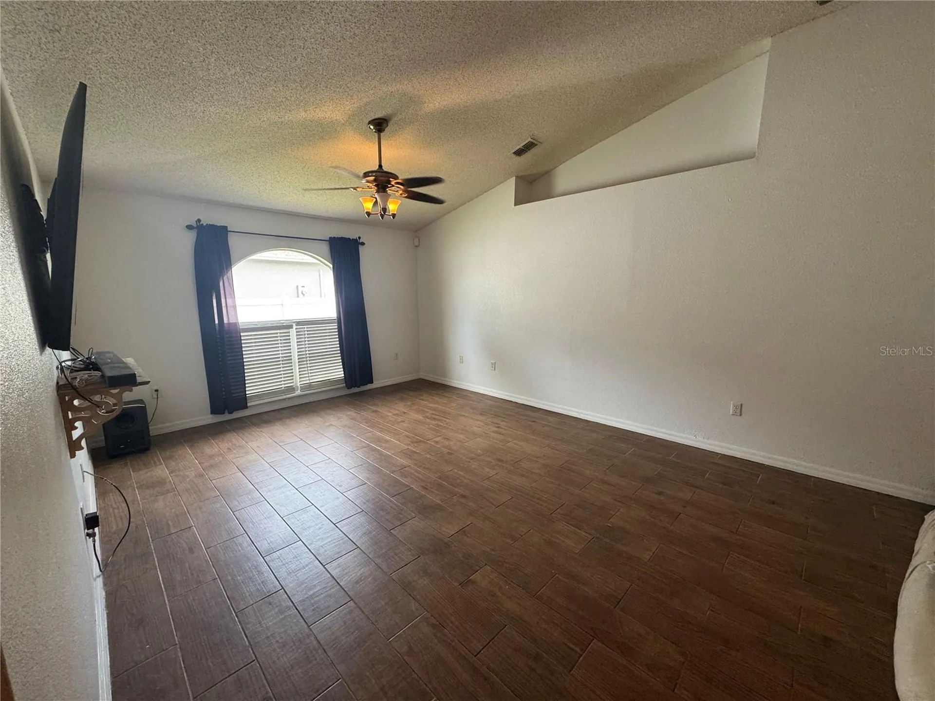 760 Palaiseau Court Kissimmee FL 34759